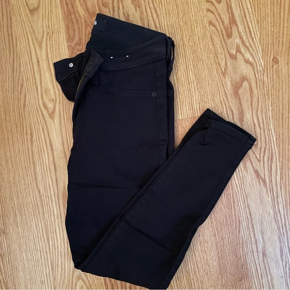 Black express 4 short mid rise jean legging great for fall. - Picture 5 of 5